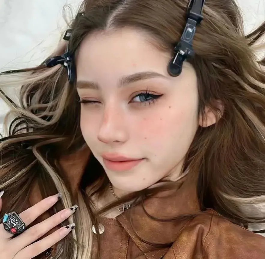 巴黎爱漫游